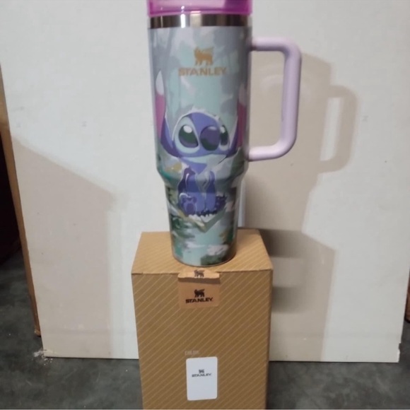 Stanley Other - 💙💙NEW 💙💙Stanley Tumbler with Handle - Purple and Blue